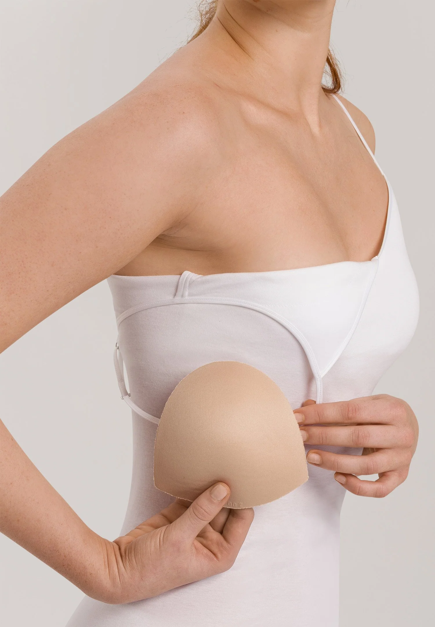 Cotton Seamless Padded Spaghetti Top | white 071605-070101 - Image 7