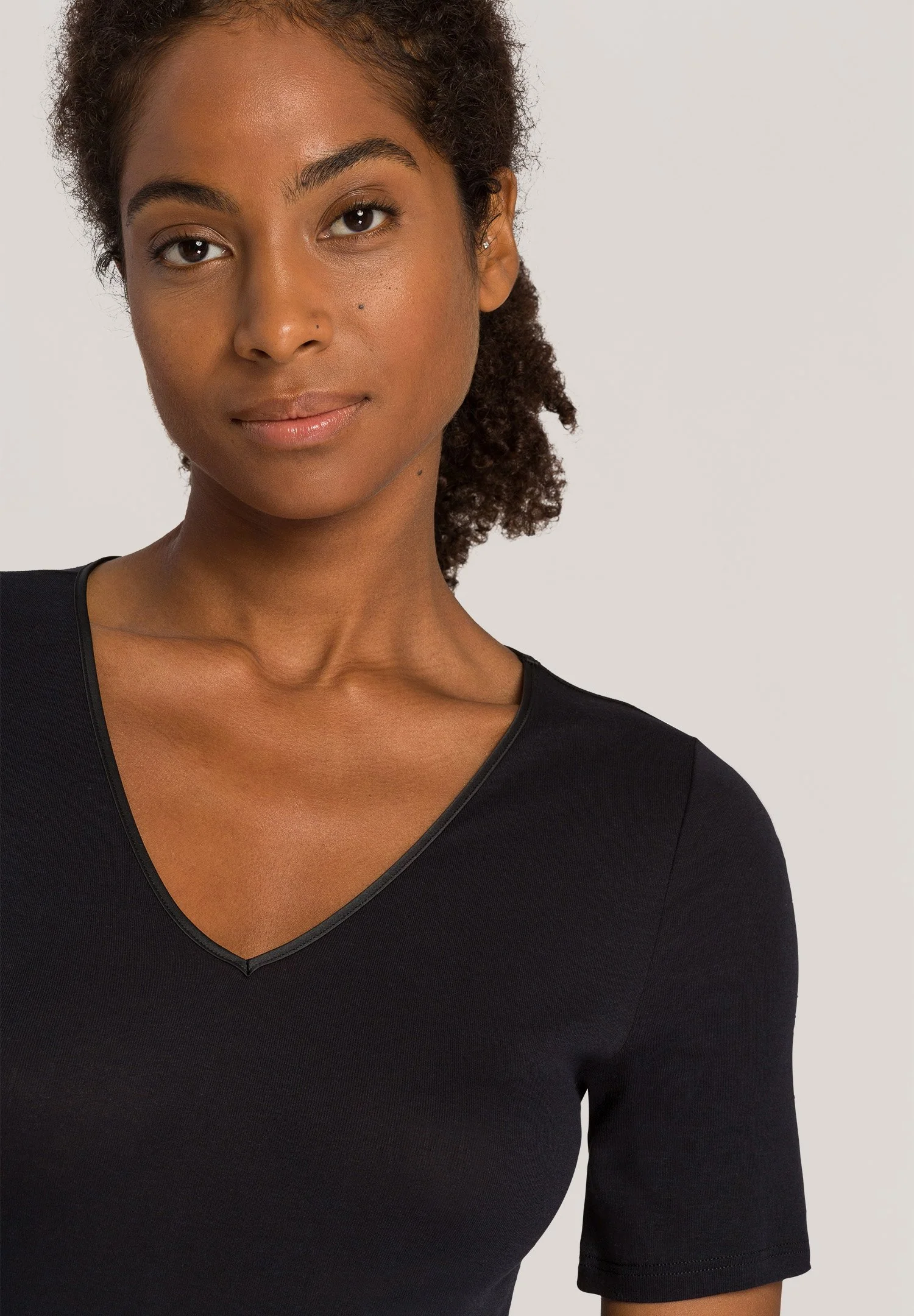 Cotton Seamless S/SLV Shirt | black 071603-070019 - Image 6